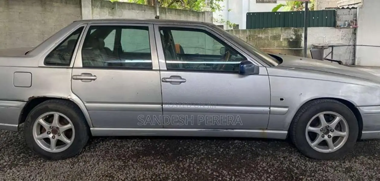 Volvo S70 1997 Car (Used)