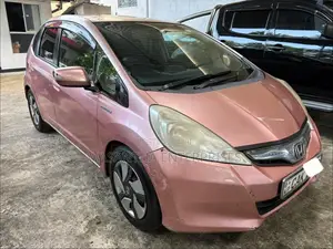 Honda Fit GP1 Shes 2012 Car (Used)