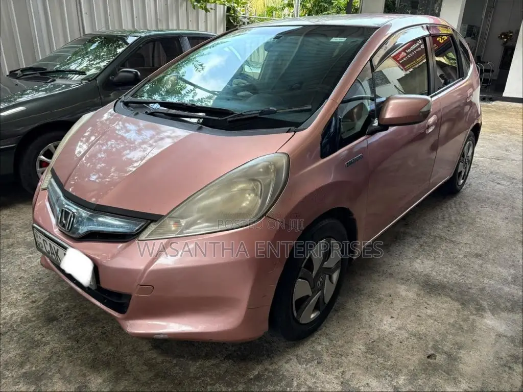 Honda Fit GP1 Shes 2012 Car (Used)