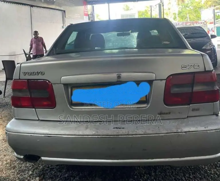 Volvo S70 1997 Car (Used)
