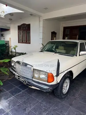 Mercedes-Benz W123 1980 Car (Used)