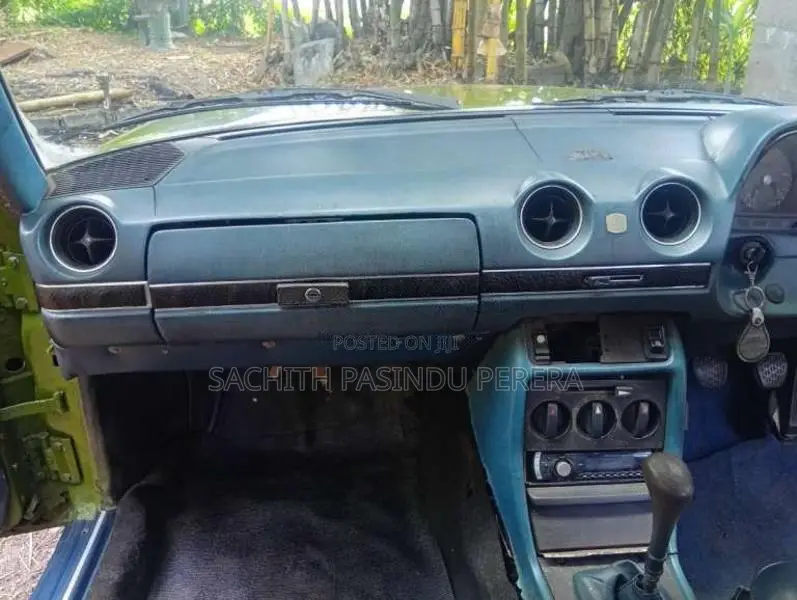 Mercedes-Benz W123 1977 Car (Used)