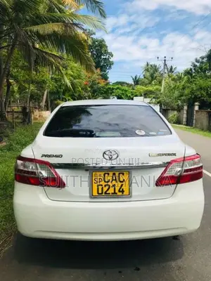 Toyota Premio 2013 Car (Used)