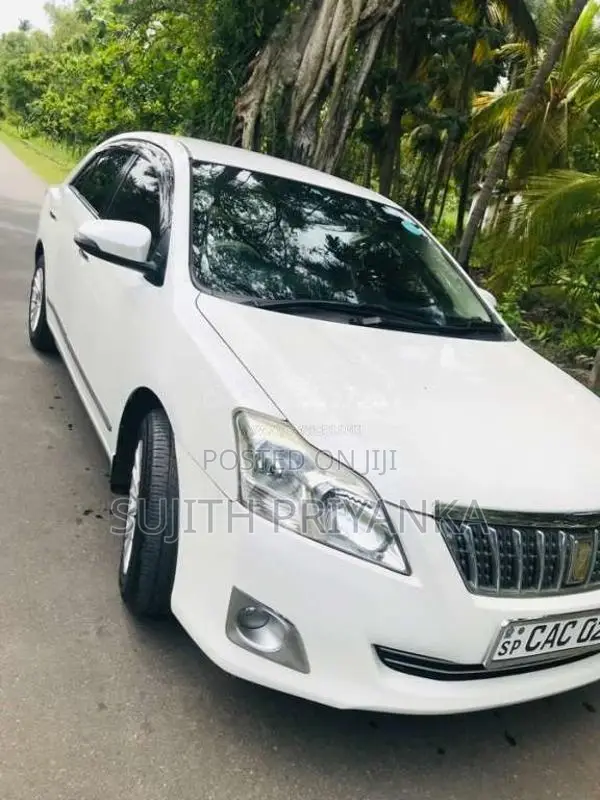 Toyota Premio 2013 Car (Used)