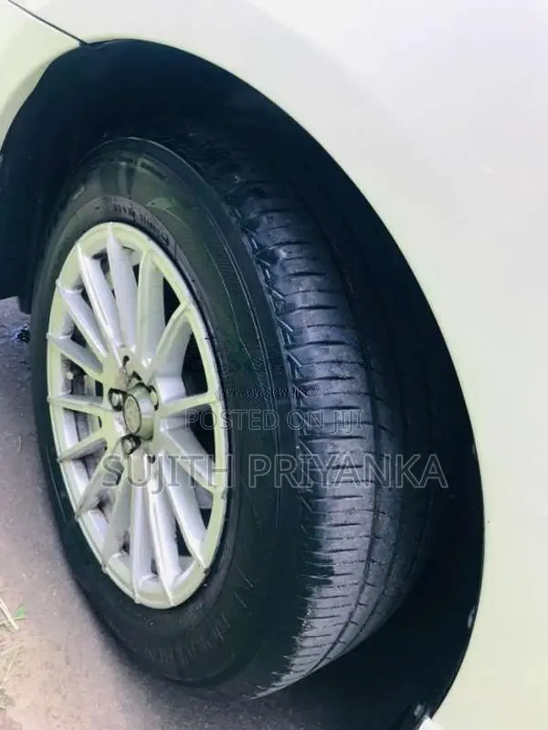 Toyota Premio 2013 Car (Used)