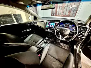 Honda Grace EX 2019 Car (Used)