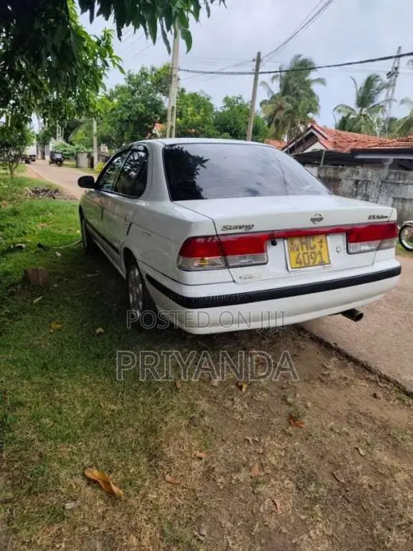 Nissan FB15 2003 Car (Used)