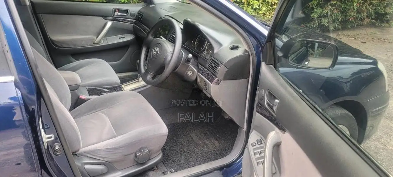 Toyota Premio 2003 Car (Used)