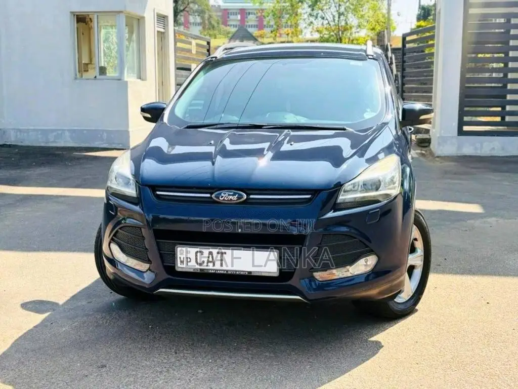 Ford Kuga 2015 Car (Used)