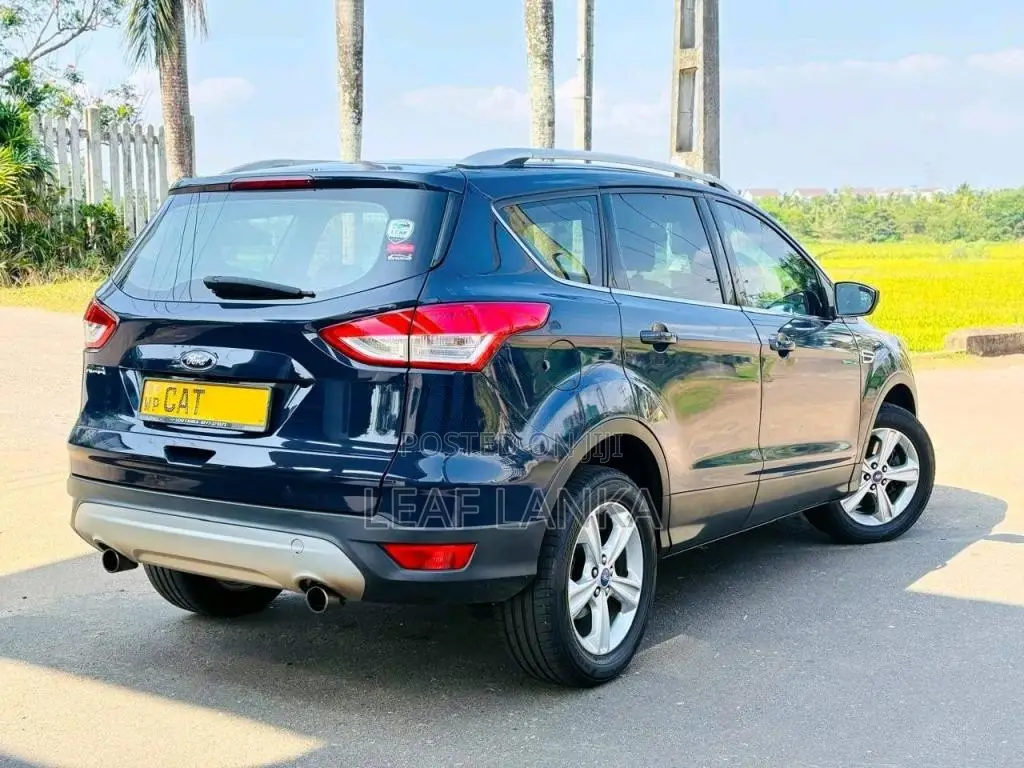 Ford Kuga 2015 Car (Used)