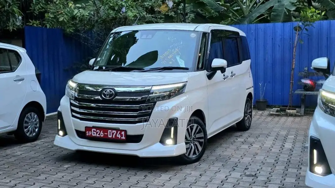 Toyota ROOMY CUSTOM G 2024 Car Unregistered (Recondition)
