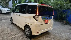 Toyota ROOMY CUSTOM G 2024 Car Unregistered (Recondition)