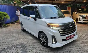 Toyota ROOMY CUSTOM G 2024 Car Unregistered (Recondition)