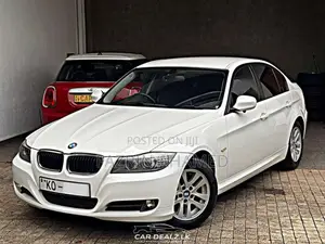 BMW 320i 2011 Car (Used)