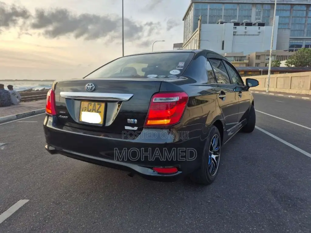 Toyota Axio 2016 Car (Used)