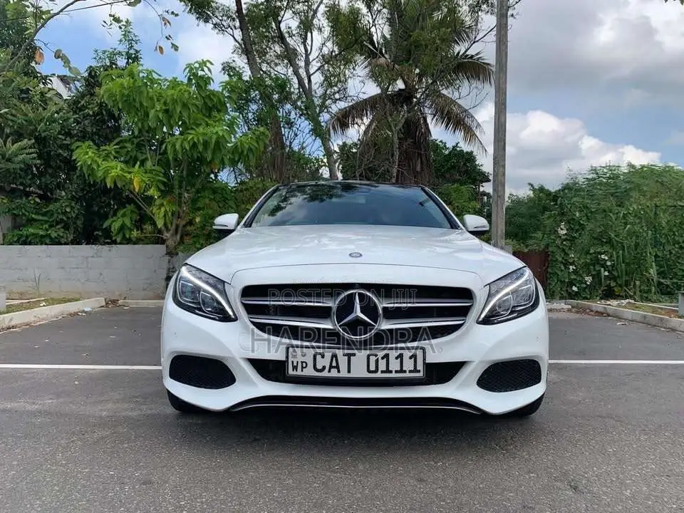Mercedes-Benz C350e 2016 Car (Used)