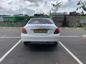 Mercedes-Benz C350e 2016 Car (Used)