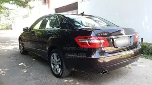 Mercedes-Benz E200 2010 Car (Used)