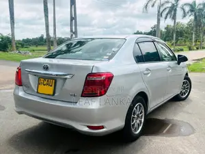 Toyota Axio 2016 Car (Used)