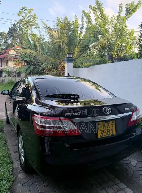 Toyota Premio 2013 Car (Used)