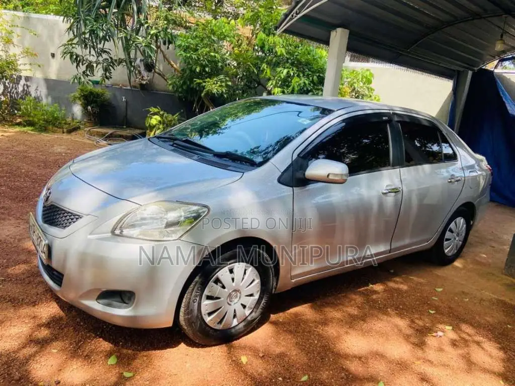 Toyota Belta 2009 Car (Used)