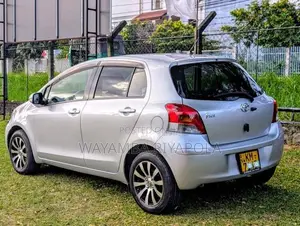 Toyota Vitz U Grade 2007 Car (Used)