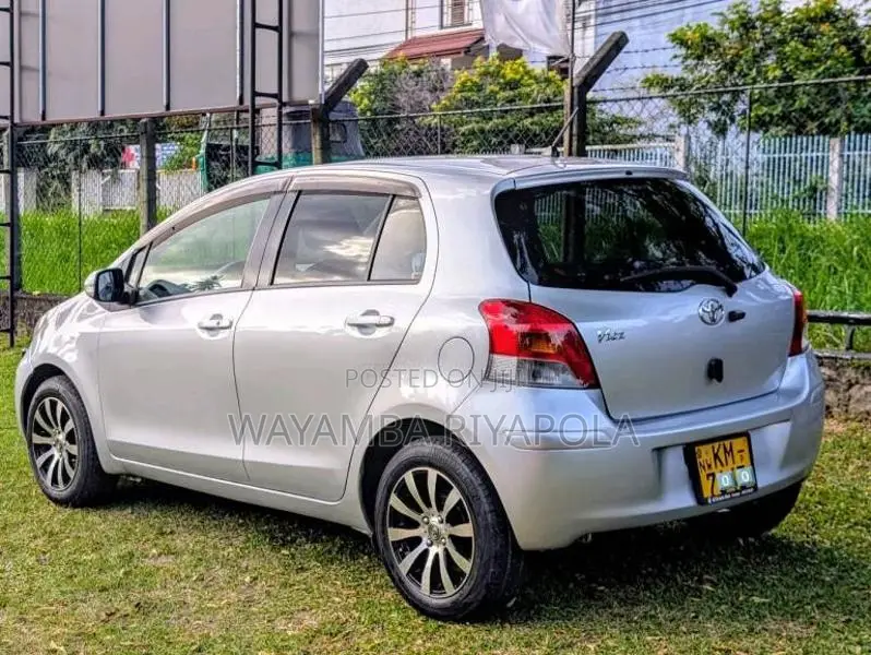 Toyota Vitz U Grade 2007 Car (Used)