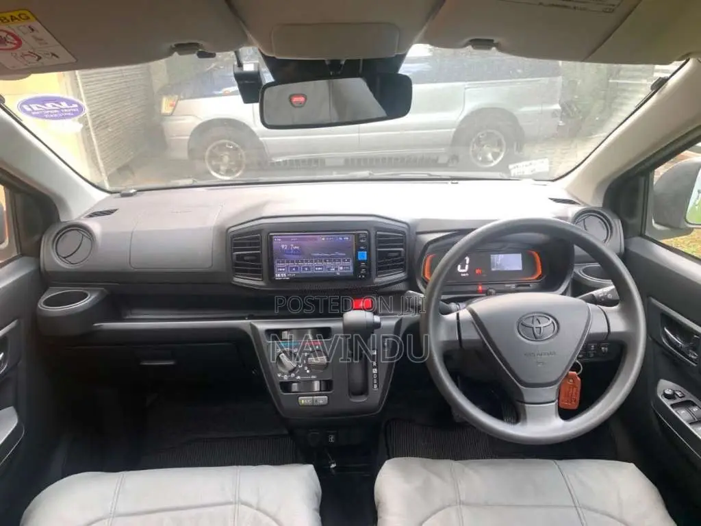 Toyota Pixis 2025 Car (Used)