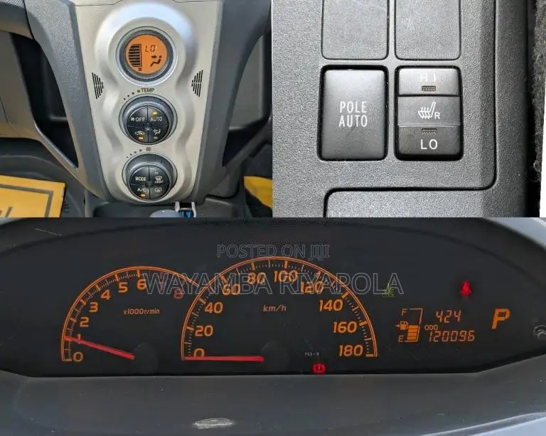 Toyota Vitz U Grade 2007 Car (Used)