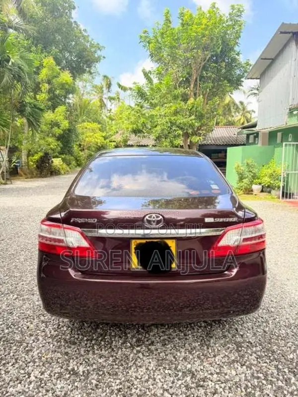 Toyota Premio 2010 Car (Used)