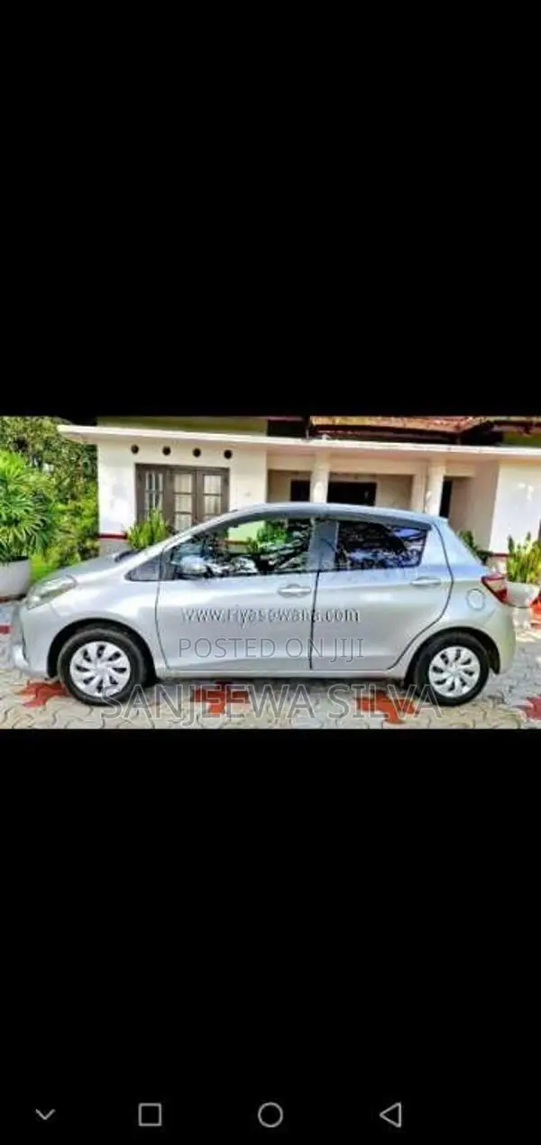 Toyota Vitz 2017 Car (Used)