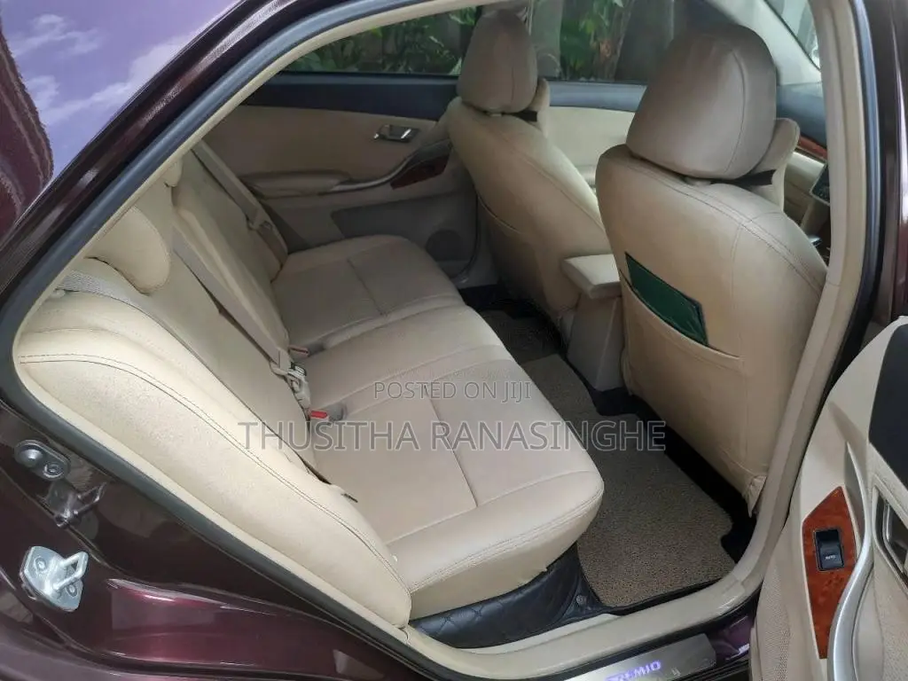 Toyota Premio 2013 Car (Used)