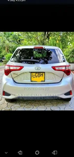 Toyota Vitz 2017 Car (Used)