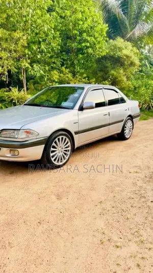 Toyota Carina 2000 Car (Used)
