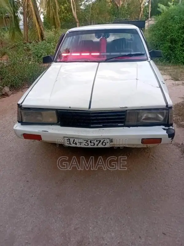 Toyota Corona 1984 Car (Used)