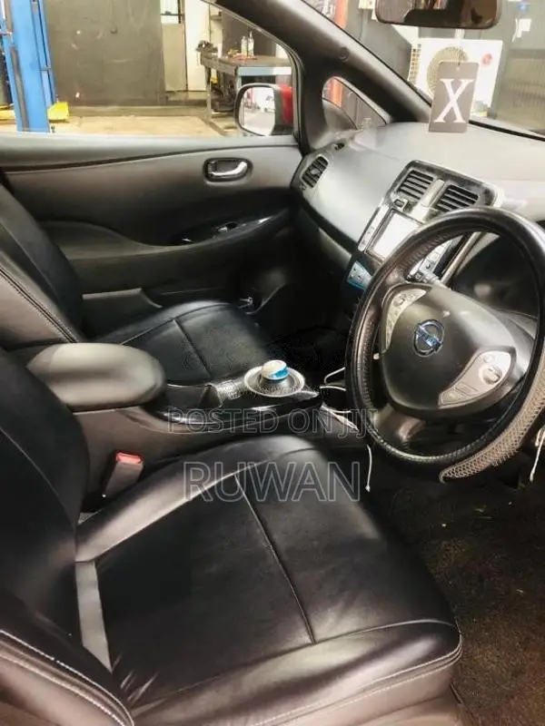 Nissan Leaf AZEO G Aero 480 KM Range 2014 Car (Used)
