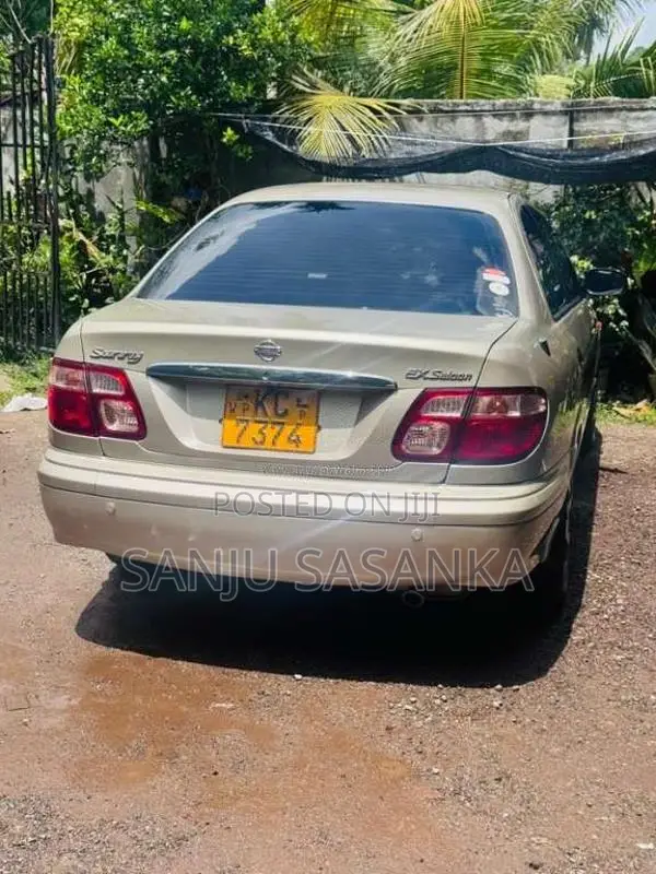 Nissan N16 2006 Car (Used)