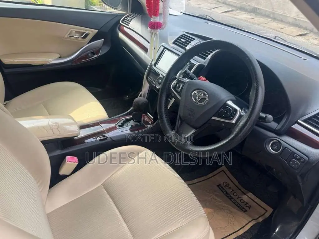 Toyota Premio 2019 Car (Used)