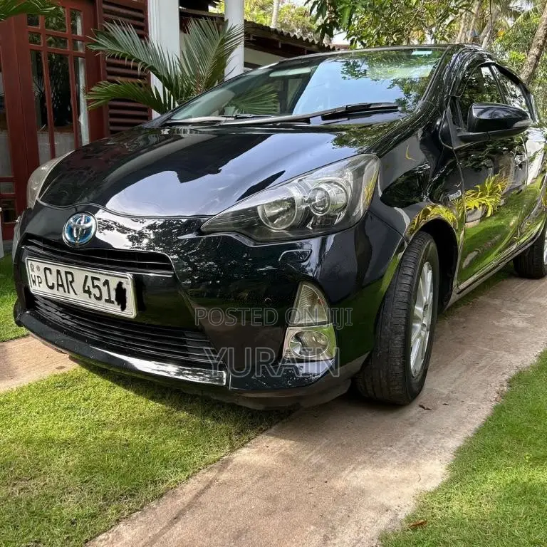 Toyota Aqua G Grade Limited Edition 2013 Car (Used)