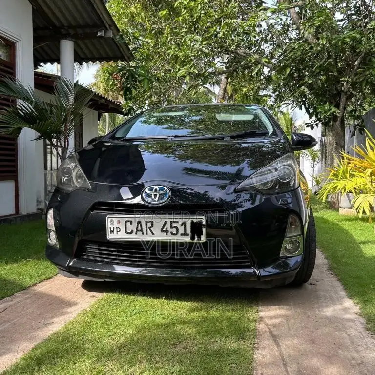 Toyota Aqua G Grade Limited Edition 2013 Car (Used)