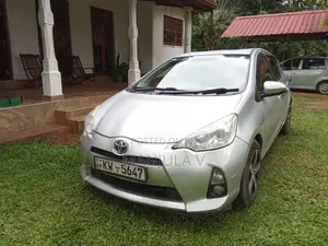 Toyota Aqua 2012 Car (Used)