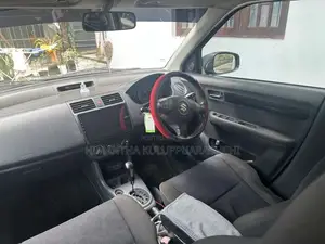 Suzuki Swift 2006 Car (Used)