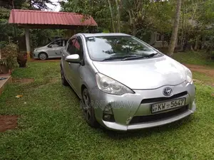 Toyota Aqua 2012 Car (Used)