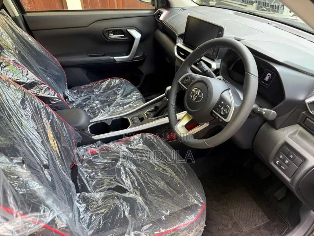 Toyota Raize Hybrid Z 2026 SUV Brand New