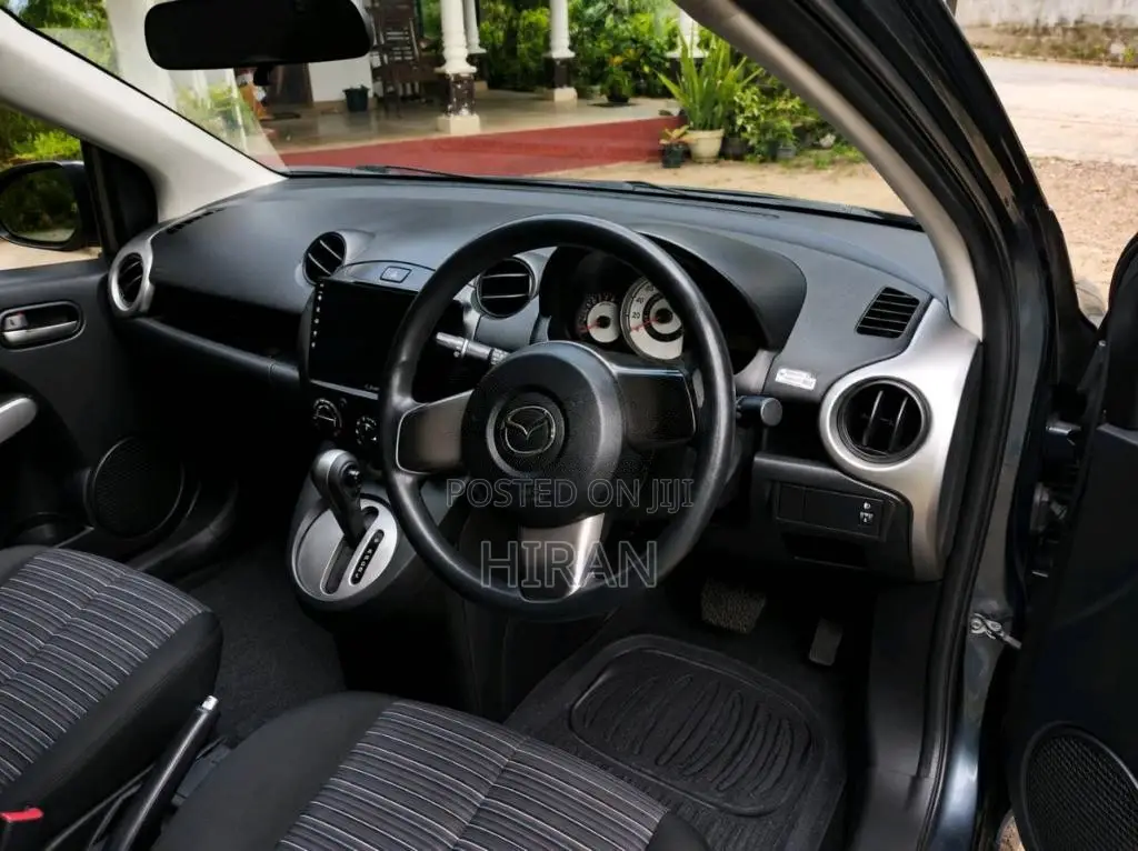 Mazda Demio 2010 Car (Used)
