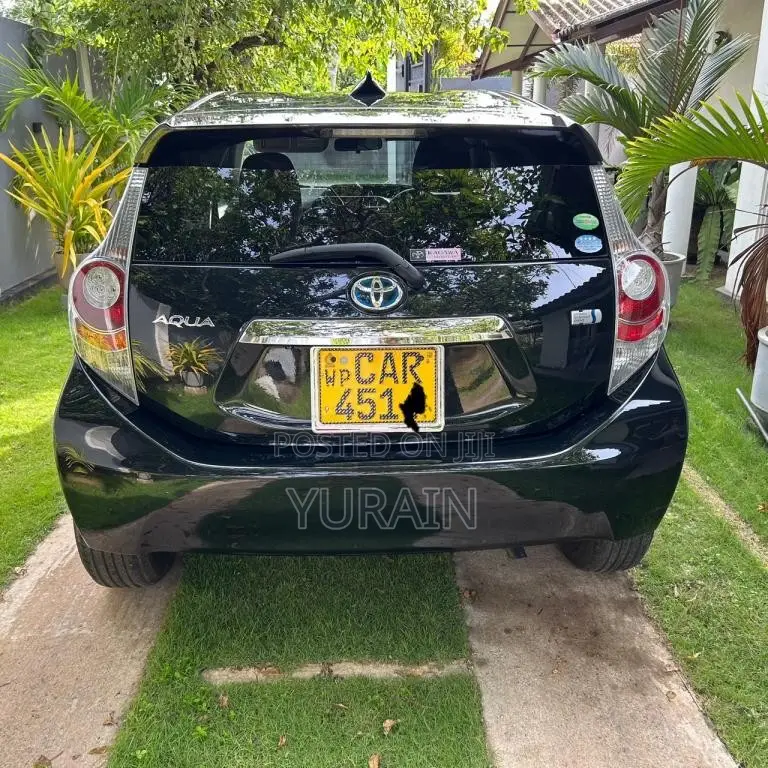 Toyota Aqua G Grade Limited Edition 2013 Car (Used)