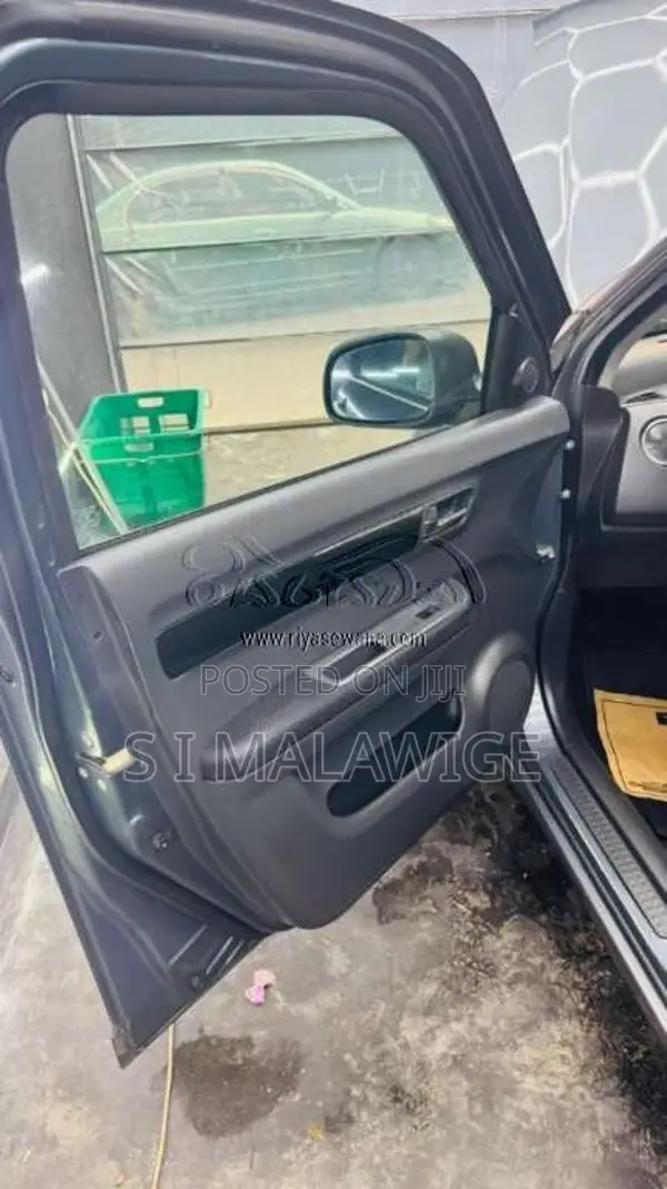 Suzuki Swift 2007 Car (Used)