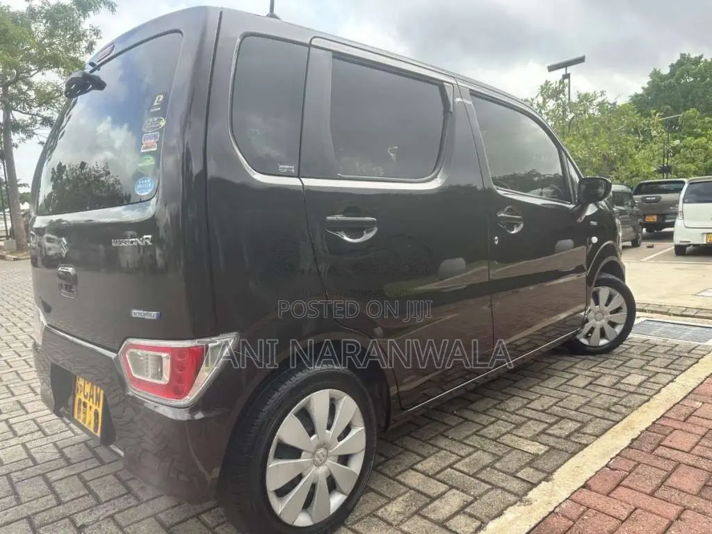 Suzuki Wagon R FX 2017 Car (Used)