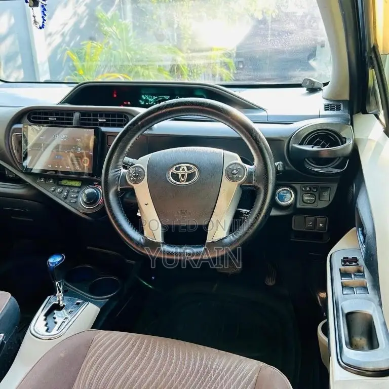 Toyota Aqua G Grade Limited Edition 2013 Car (Used)
