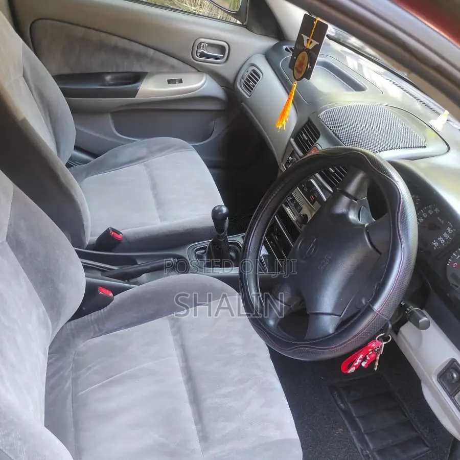 Nissan N16 2005 Car (Used)